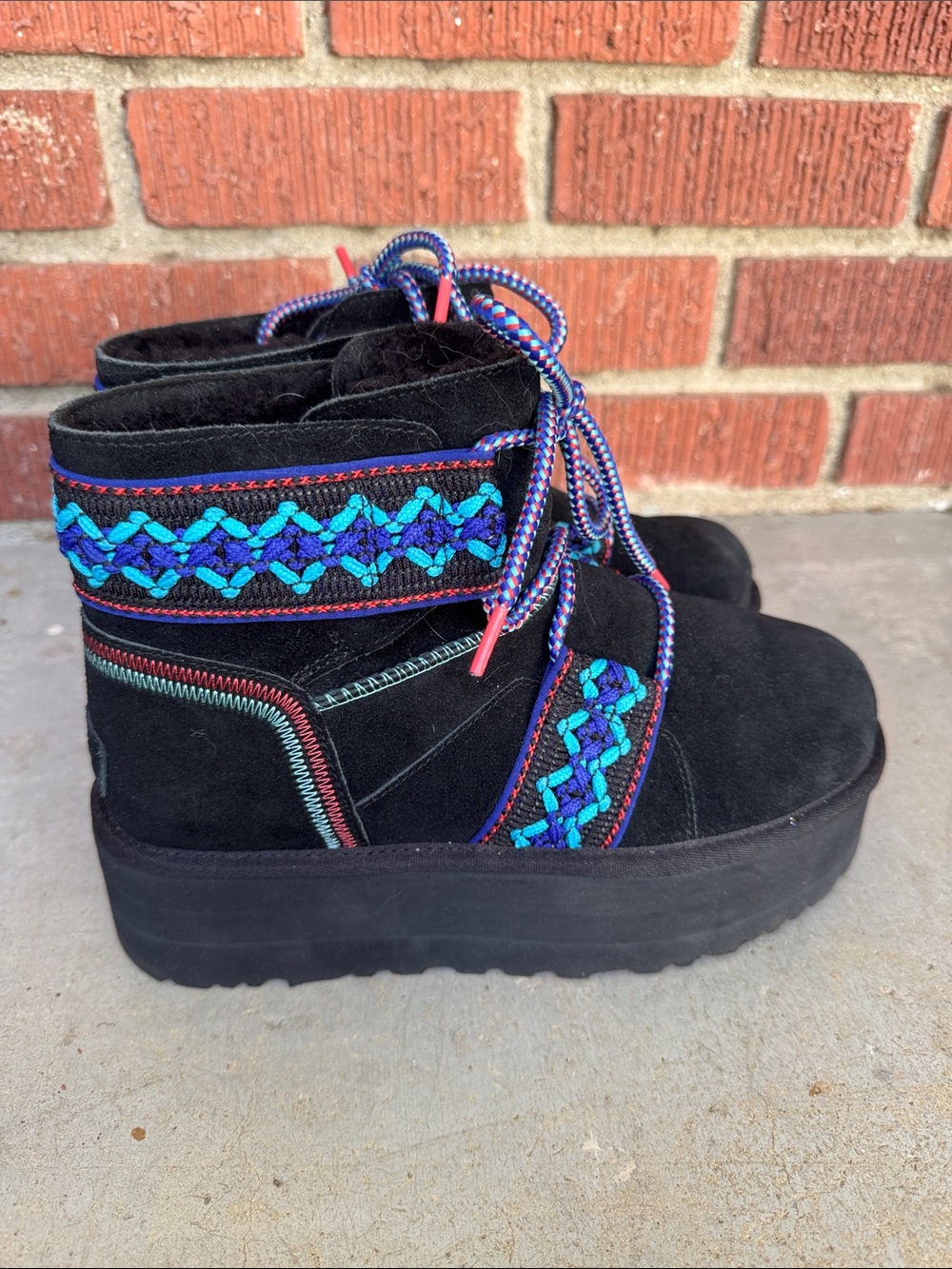 UGG Mini II Braid Platform Boots Womens Black Suede Embroidered Lace Up - Picture 3 of 7